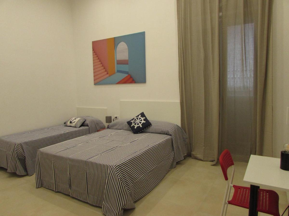 Enzo Home เนเปิลส์ ภายนอก รูปภาพ