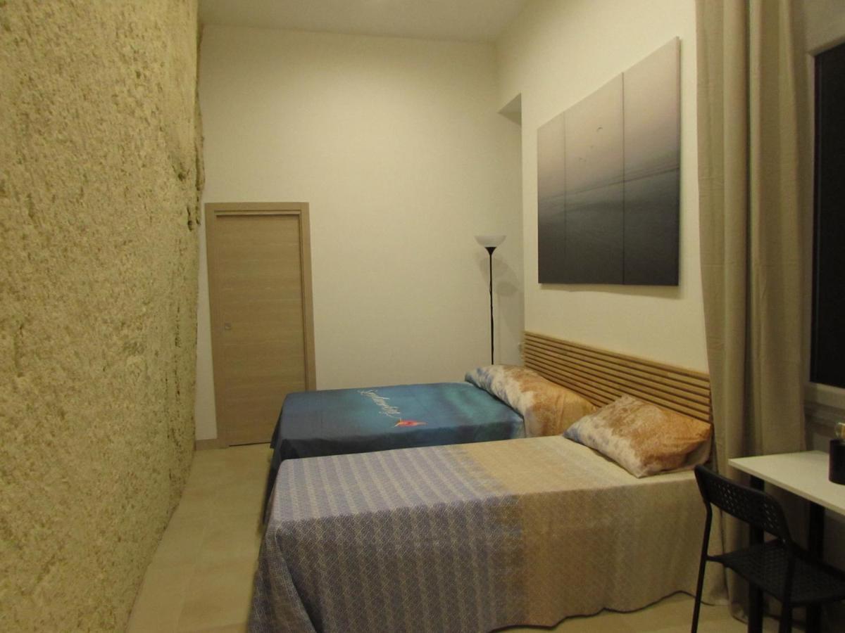Enzo Home เนเปิลส์ ภายนอก รูปภาพ