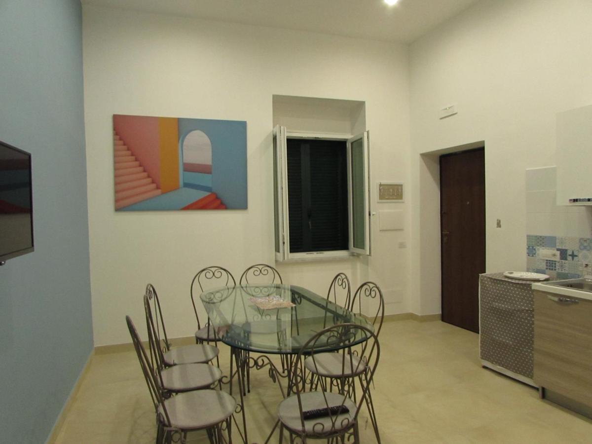 Enzo Home เนเปิลส์ ภายนอก รูปภาพ